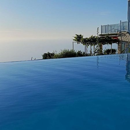 Villa Matula Kalamitsi  Ngoại thất bức ảnh